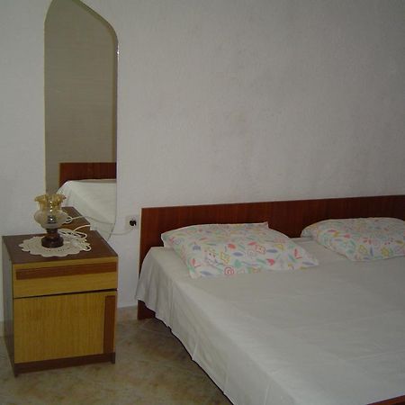 Apartmani Lukin Betina  Exterior photo